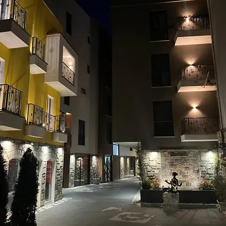 Alma Rose Apartment Korce